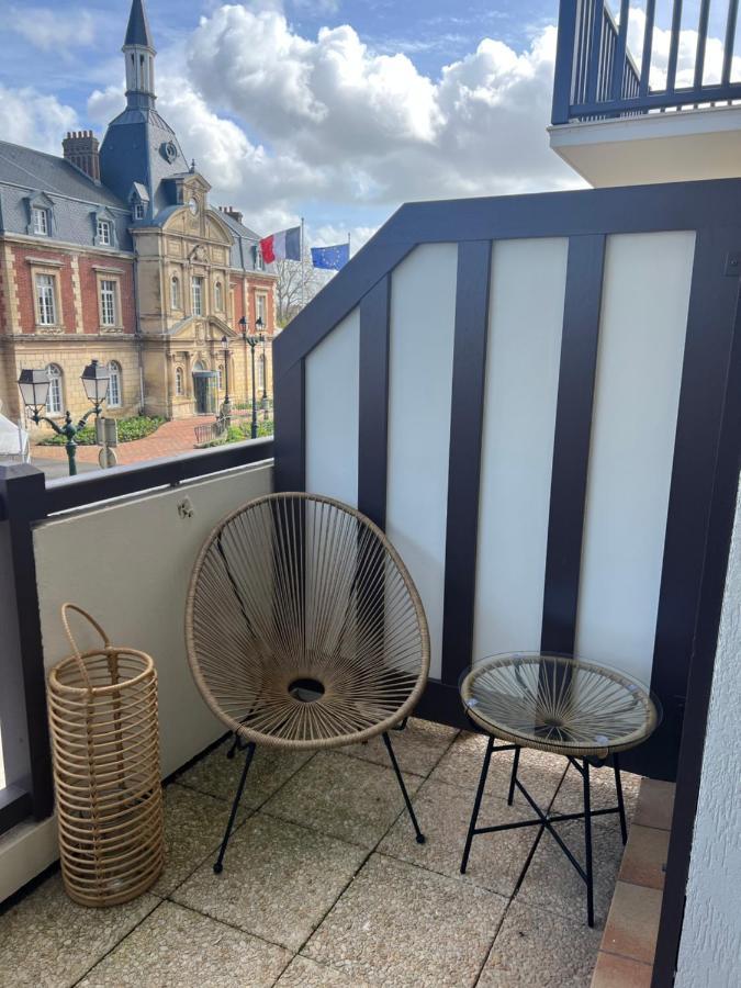 Appartement Hyper Centre De Cabourg Avec Balcon Екстер'єр фото
